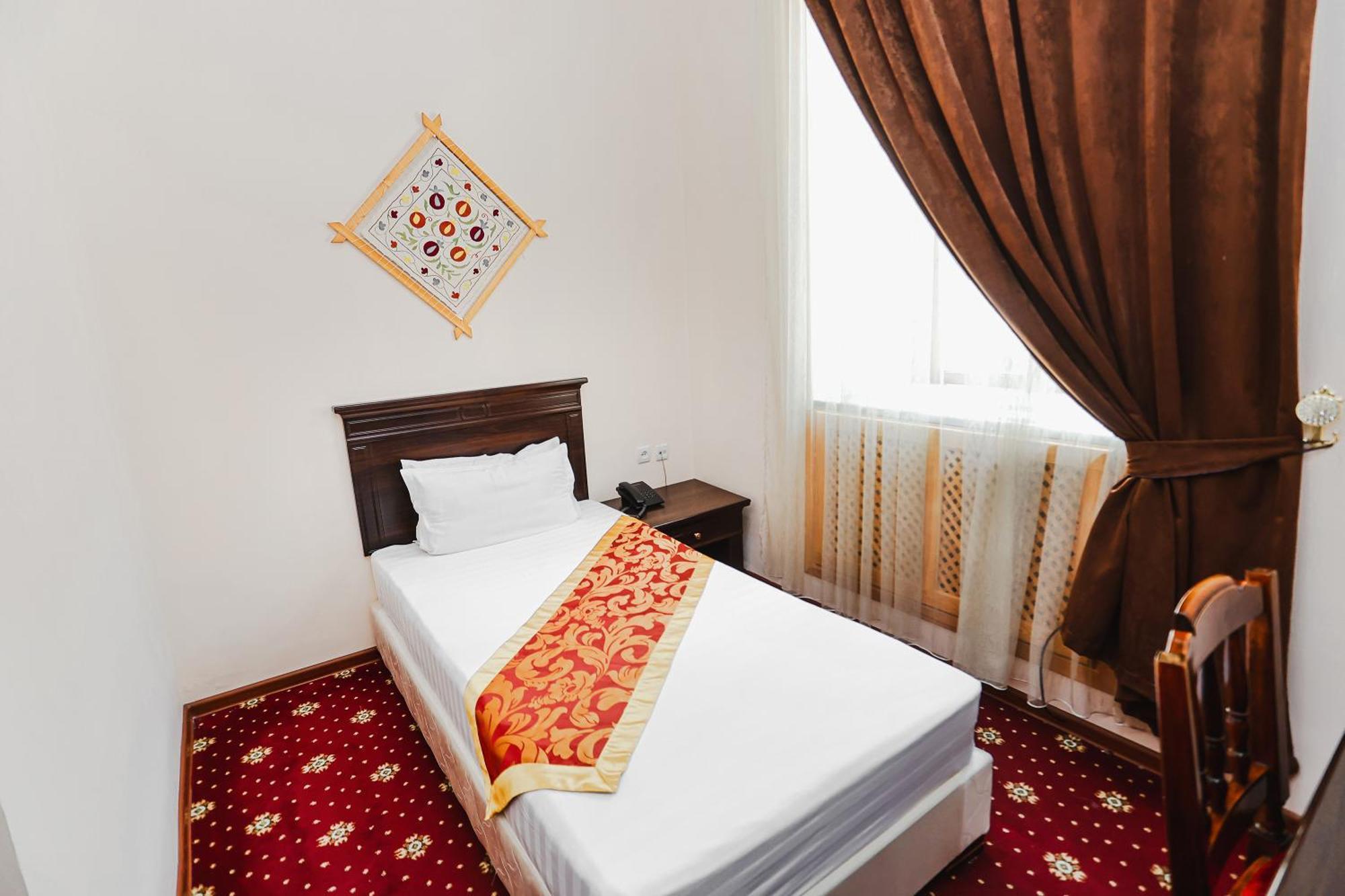 Yangi Sharq Hotel Samarkand Exterior foto