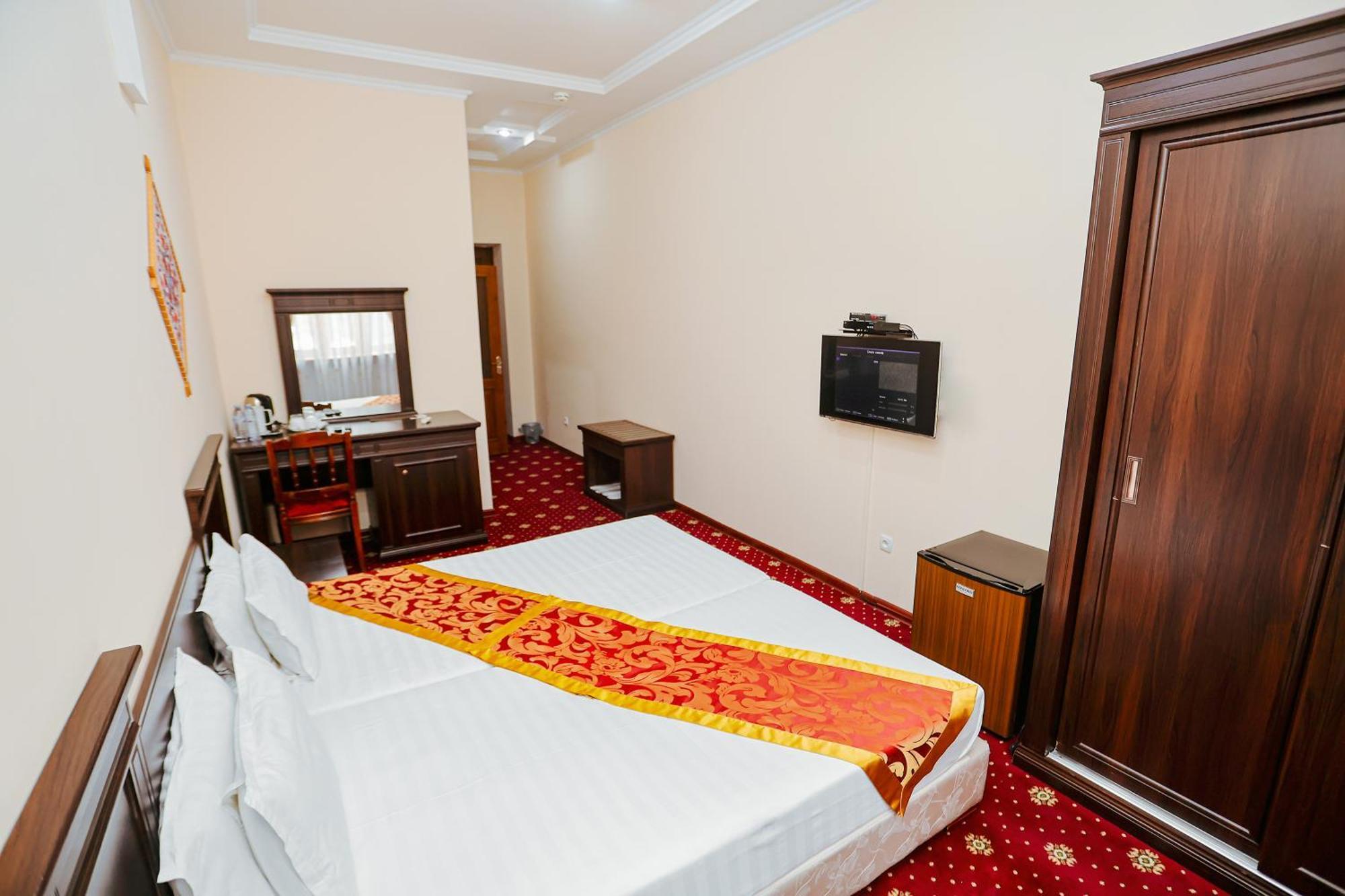 Yangi Sharq Hotel Samarkand Exterior foto