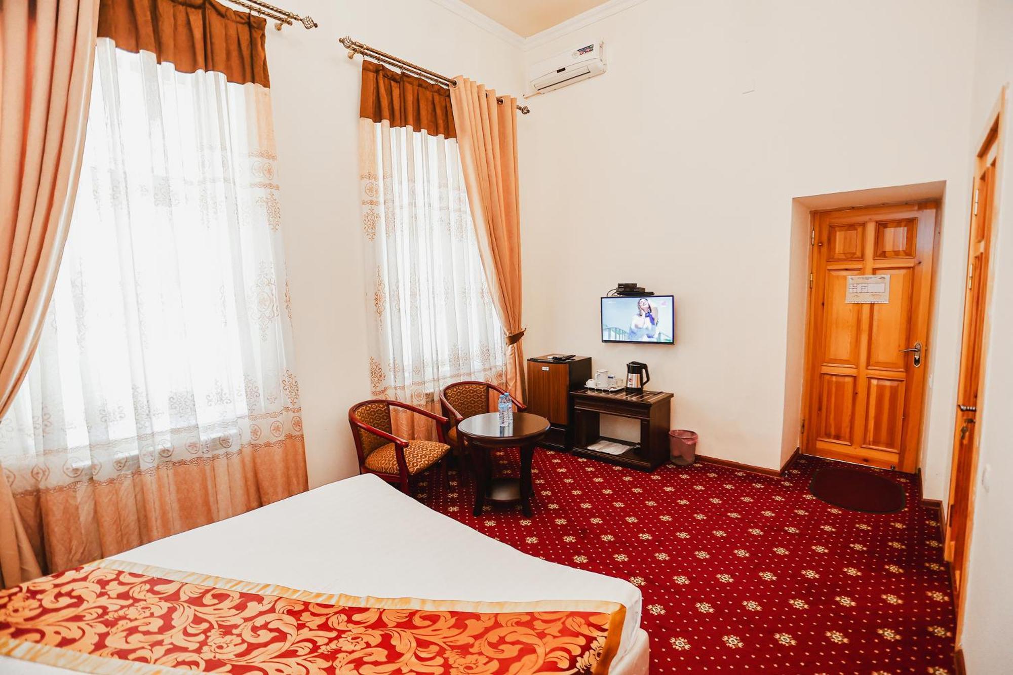 Yangi Sharq Hotel Samarkand Exterior foto