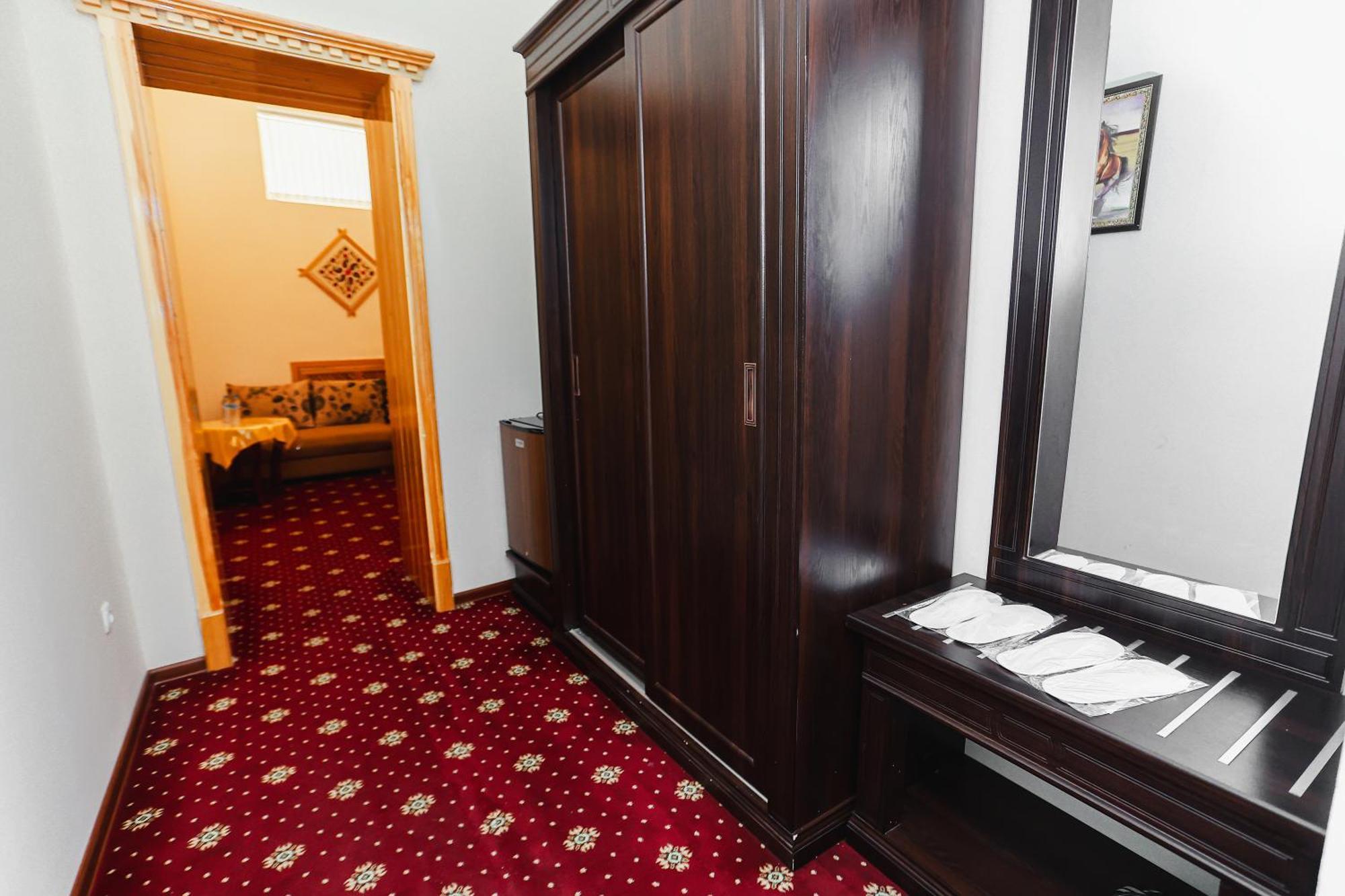 Yangi Sharq Hotel Samarkand Exterior foto